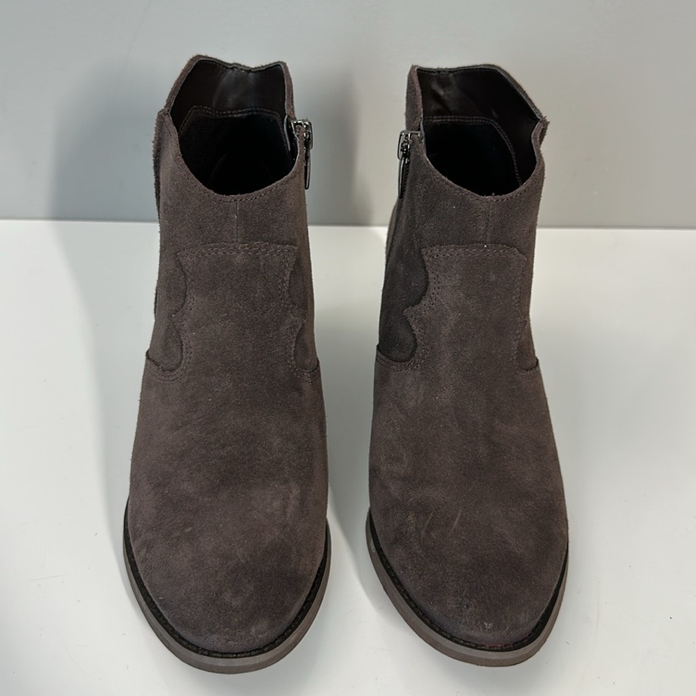 Marc Fisher Stefani Brown Suede Western Booties Size 8 - Picture 5 of 16